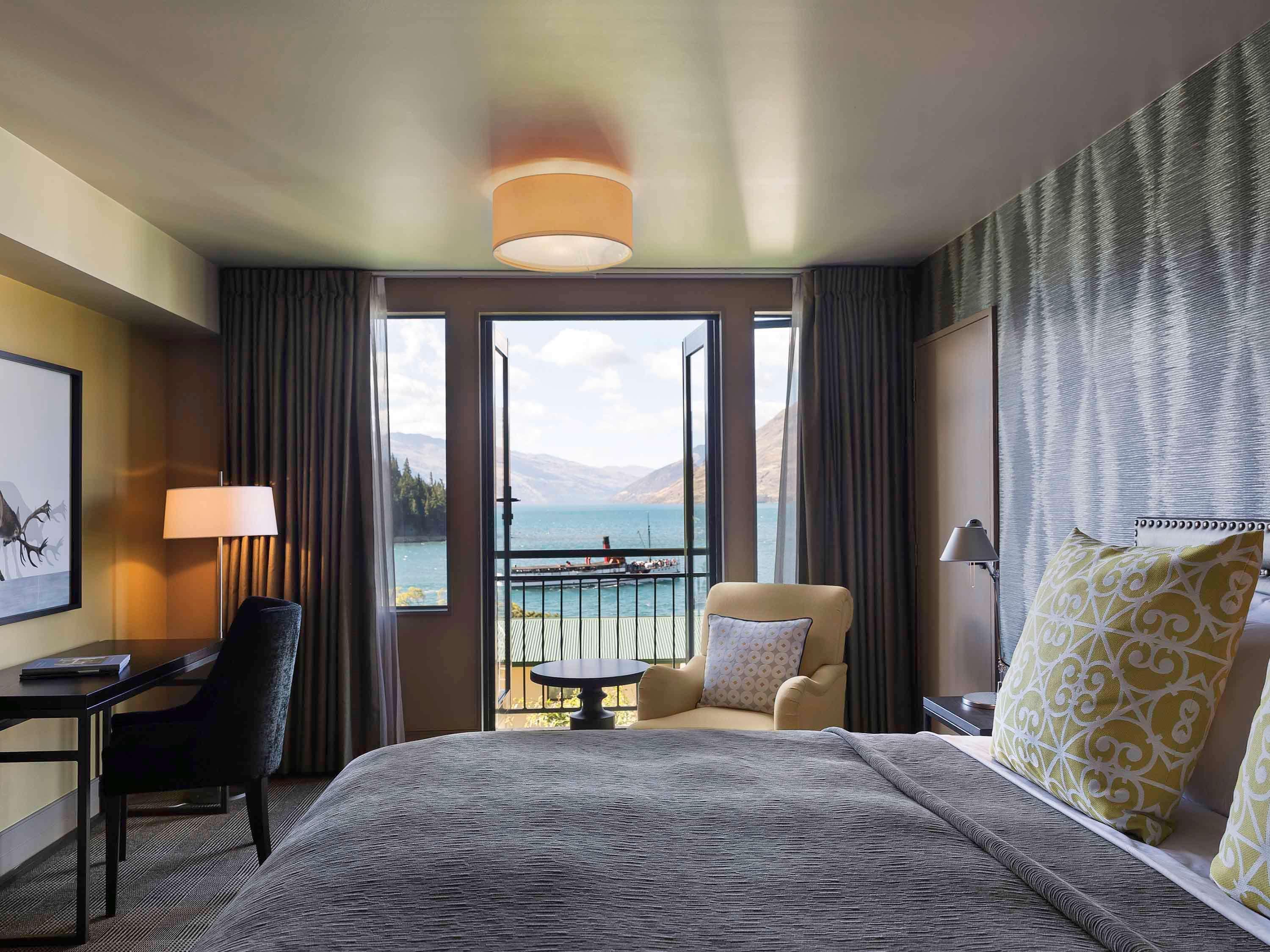 Hotel St Moritz Queenstown - Mgallery By Sofitel Zewnętrze zdjęcie A room at The Landing Resort and Spa