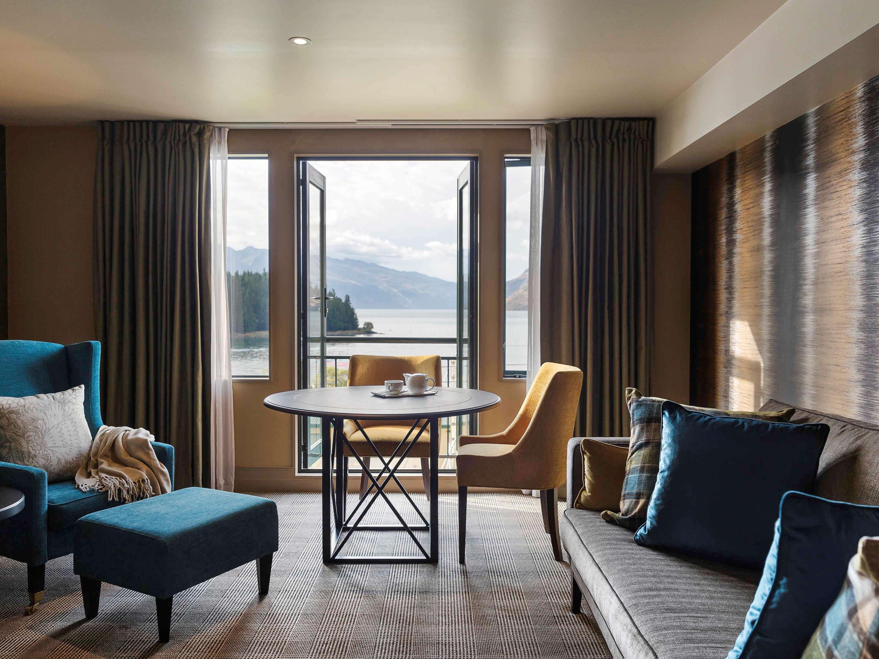 Hotel St Moritz Queenstown - Mgallery By Sofitel Zewnętrze zdjęcie A suite at The Landing Resort and Spa