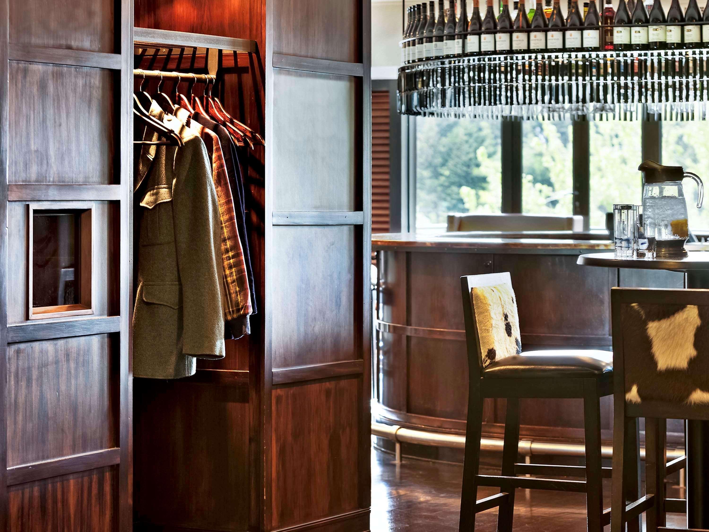 Hotel St Moritz Queenstown - Mgallery By Sofitel Zewnętrze zdjęcie A coat rack